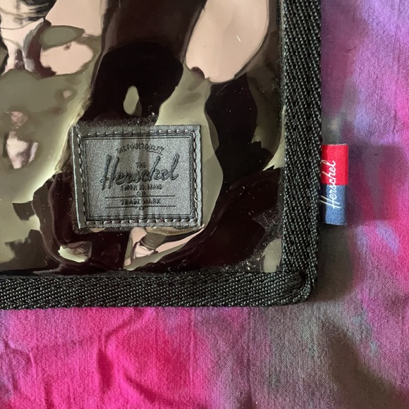 Brand new hershel tinted clear bag - Picture 3 of 5
